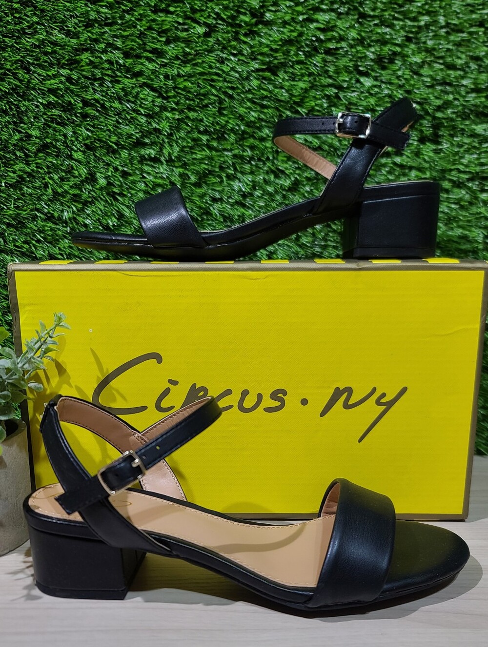 Circus by Sam Edelman Ibis Black Ankle-Strap Block Heel Sandals / US 7 NEW
